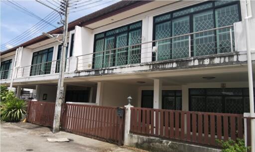 Townhouse W. Land House Songkhla