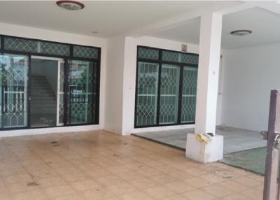 Townhouse W. Land House Songkhla