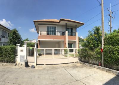 Single house Thanya Thani Home On Green 2