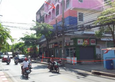 3 shophouses, business rooms for rent