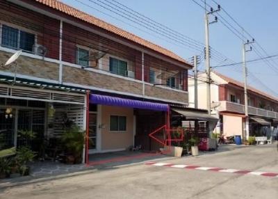 Townhouse CK Ville 2 (Suan Som-Rama 2)