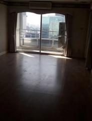 Apartment, Sarin Place Project, 25th Floor, Bang Khen District