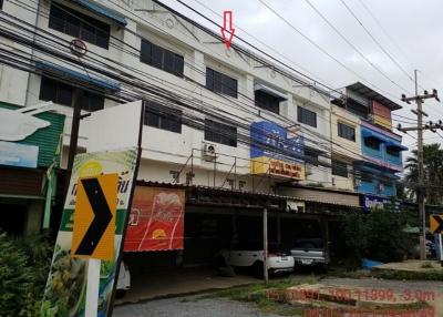 Commercial building, Mueang Nakhon Sawan District, Nakhon Sawan Province