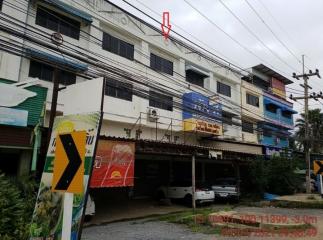 Commercial building, Mueang Nakhon Sawan District, Nakhon Sawan Province