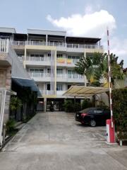 The Rich Phuket Suite [4th Floor, Building 1] City view - Pool view - Mountain view
