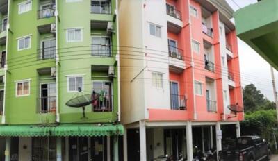 Dormitory business with 17 rooms [4-story shophouse] in the Gold Project Surat Thani City