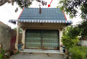 Single house next to Yontrakarnkamthon Road.