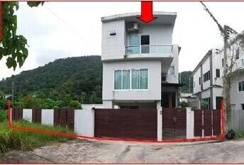 Twin house Supharak Patong Hill
