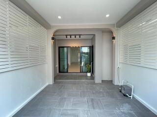 Spacious and modern entrance hall with natural light