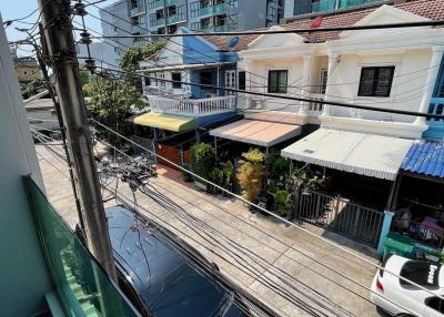 🔥New🔥  🏡 2 Bedroom 2-Storey Townhouse in Sukhumvit 50 🔑 | Sale ฿4,899,000