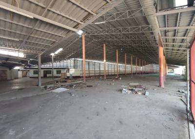 Warehouse Lampang