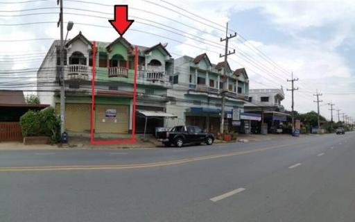 Commercial building Phrae