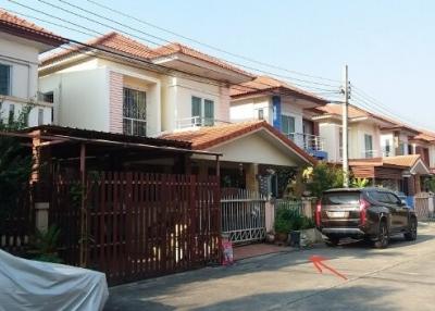 Twin house, Ban Rom Mai, Bang Yai