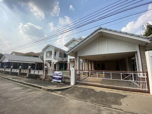 Single house Perfect Place Ramkhamhaeng Private Zone