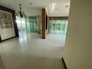 Single house Perfect Place Ramkhamhaeng Private Zone