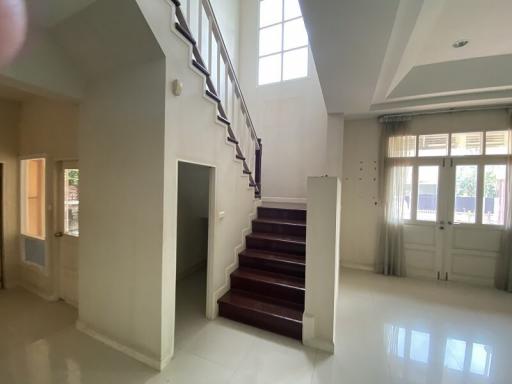 Single house Perfect Place Ramkhamhaeng Private Zone