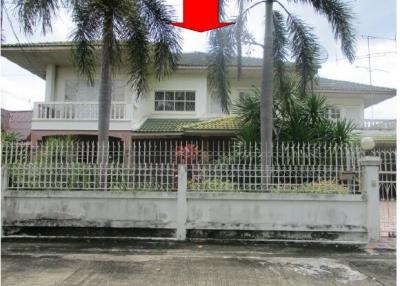 Single house Phon Samrit (Makkhawan Rangsan)