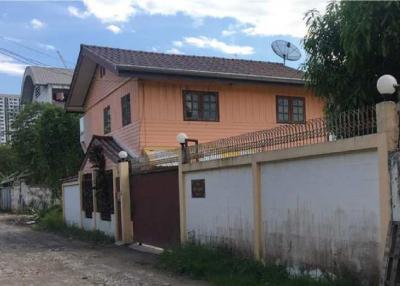 Half-timbered house, Bang Khae