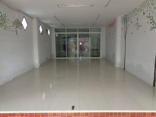 Commercial building Sattahip