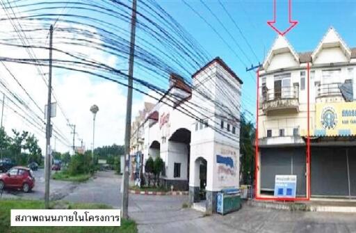 Commercial building Ingkamon Ban Phru