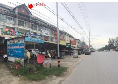 Shophouse, Praphamit 8, Pluak Daeng