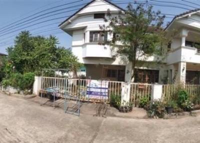 Single house Jittaree Ville 3, Lampang.