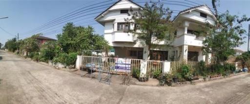 Single house Jittaree Ville 3, Lampang.