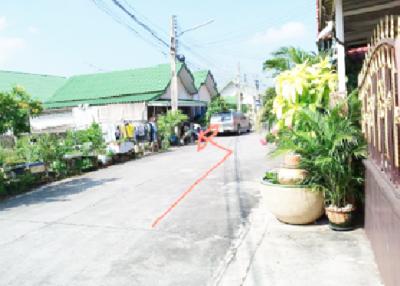 Single house V.P. Land and House, Chonburi.