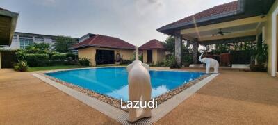 4 Beds 3 Baths Pool Villa in Nong Pla Lai