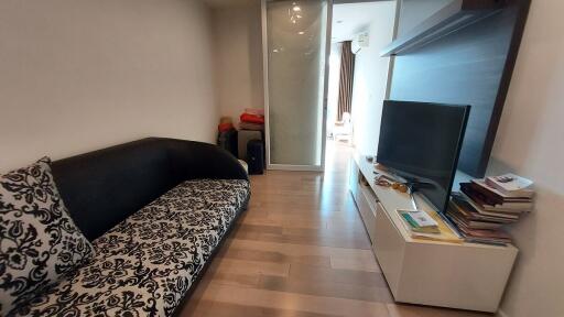 2-Bedroom Condo Asoke Nana