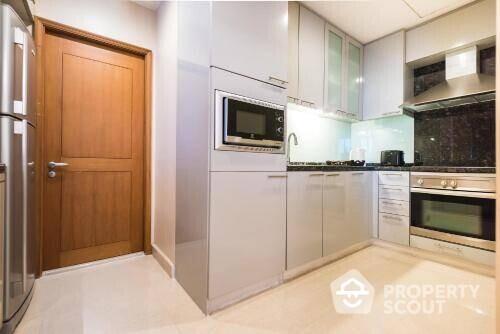 3-BR Condo at Ascott Sathorn near BTS Chong Nonsi (ID 512349)