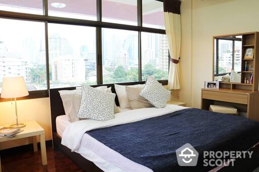 3-BR Apt. near MRT Sukhumvit (ID 515214)