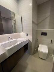 2 ห้องนอน, 1 ห้องน้ำ คอนโด ราคา ฿ 45,000/เดือน