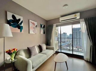 2 bed Condo in Ideo Q Pahol - SaphanKwhai Phayathai District C020879