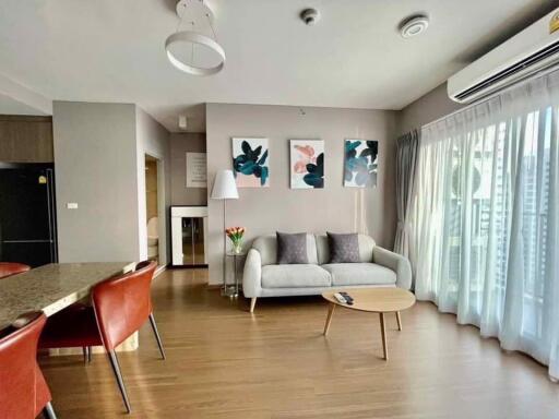 2 bed Condo in Ideo Q Pahol - SaphanKwhai Phayathai District C020879