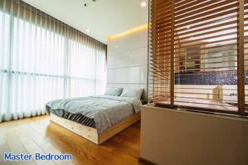 2 bed Condo in The Address Sathorn Silom Sub District C020878