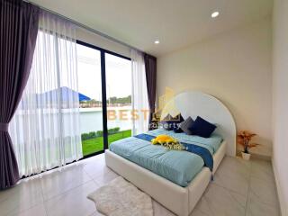 2 Bedrooms Townhouse in Rattanakorn Village 20 Siam Country Club H011704