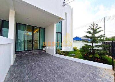 2 Bedrooms Townhouse in Rattanakorn Village 20 Siam Country Club H011704