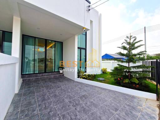 2 Bedrooms Townhouse in Rattanakorn Village 20 Siam Country Club H011704