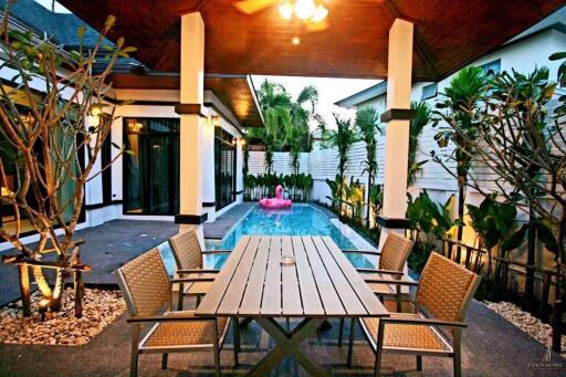 1-story pool villa for rent in Chalong !!