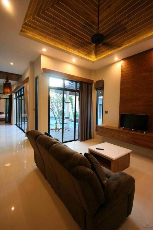 1-story pool villa for rent in Chalong !!