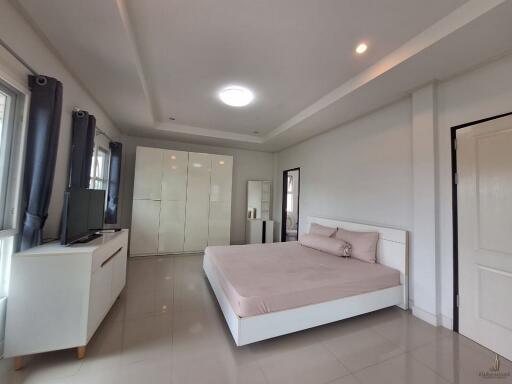 House 4-bedrooms for rent at Sapam Phuket