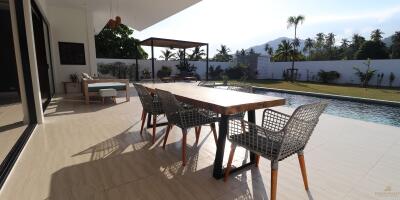 Serene 4-Bedroom Pool Villa in Rawai