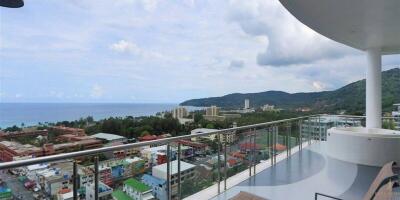 Luxurious Penthouse overlooking Karon