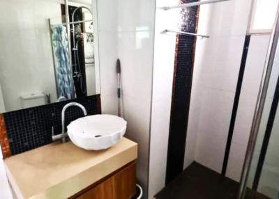 Newly renovated 1 bedroom condo in Jomtien