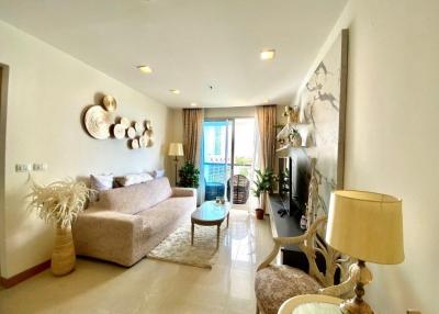 Splendid 2 Bedroom Condo in Beachfront Project