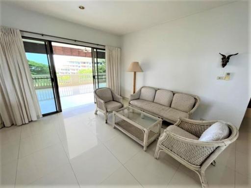 2 bedroom Condo with huge balcony in Baan Amphur