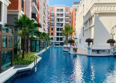 Condo 1 bedroom with pool view for sale