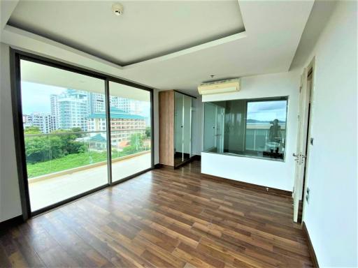 Two bedroom on 6th floor with great view