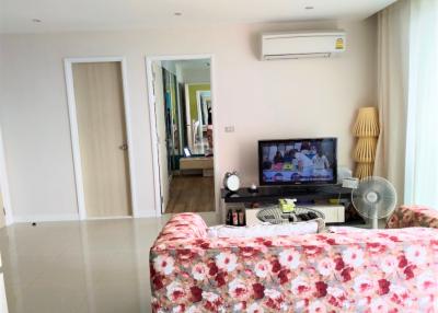 Nice 2 Bedroom Condo at Thappraya Road
